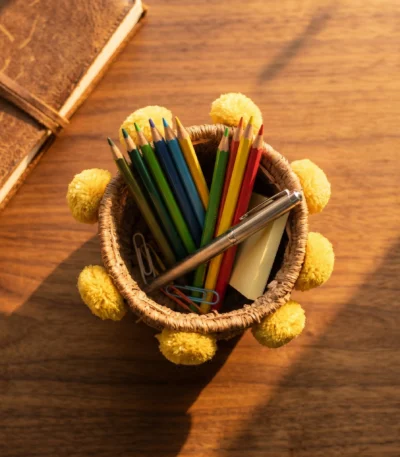 Pine Pen Stand (1)
